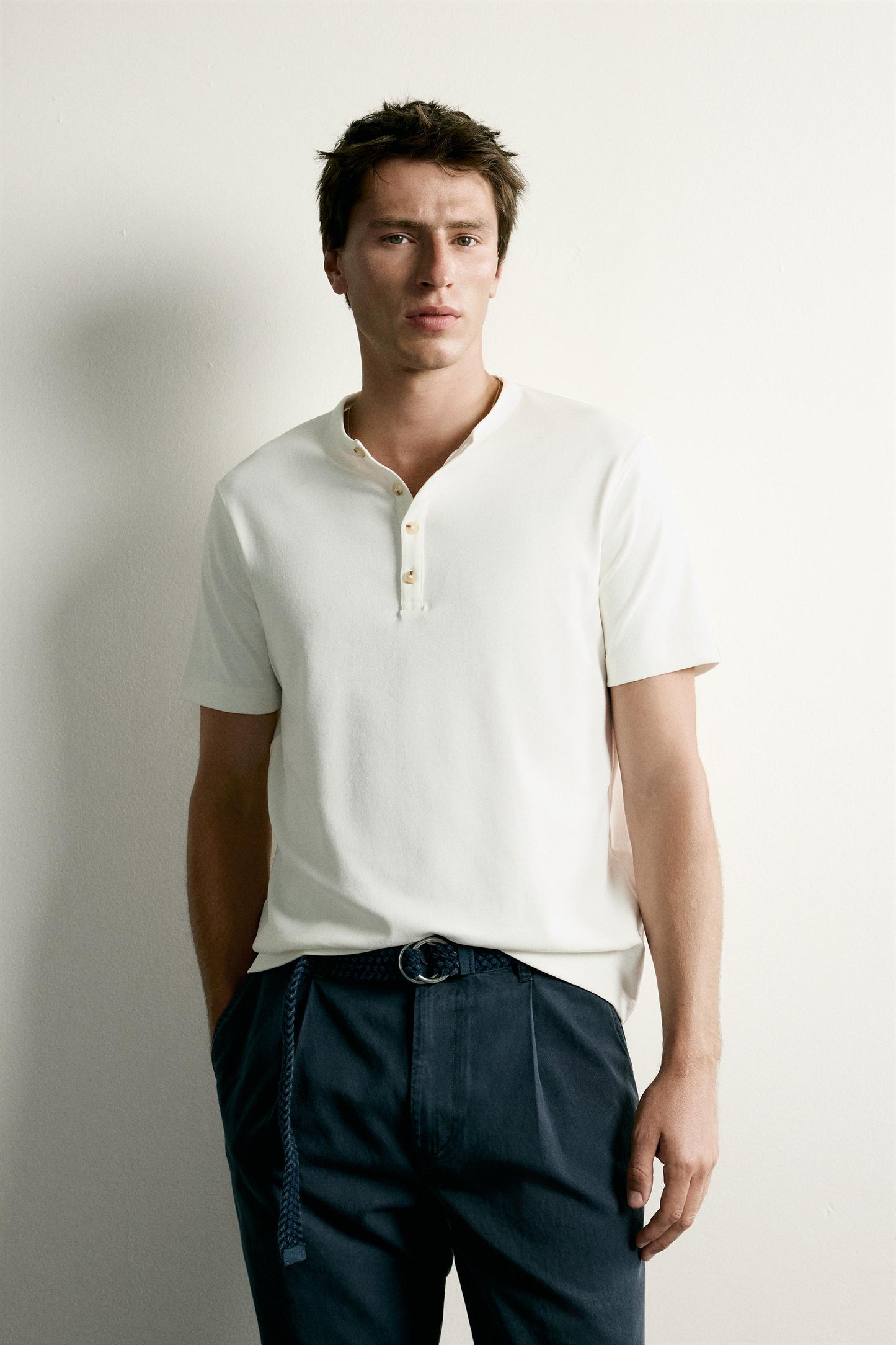 REGULAR FIT HENLEY T-SHIRT
