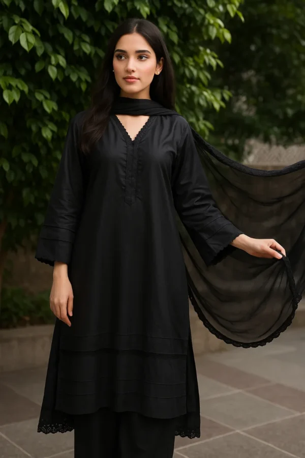 Classic Black Grace - Image 2