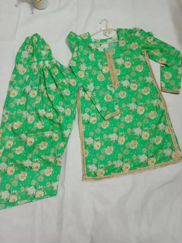 Light Green Bloom - Image 4