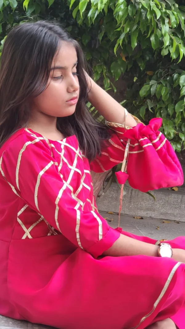 Vibrant Dark Pink Grace - Image 2